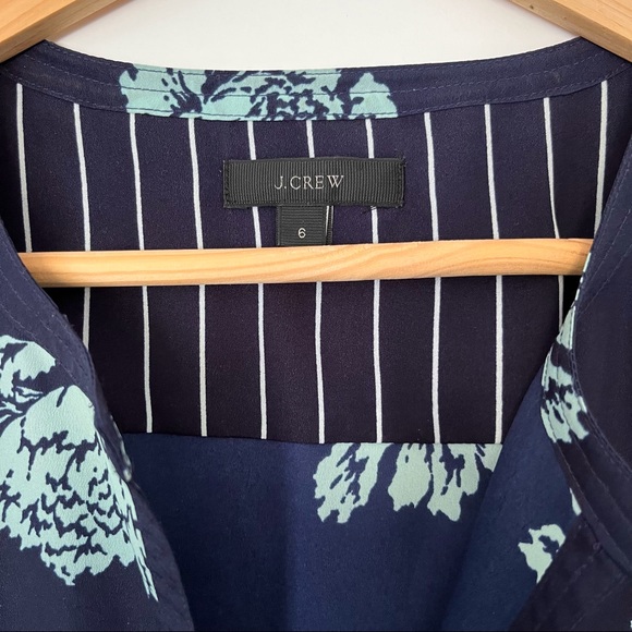 J Crew sleeveless blouse - Picture 3 of 6